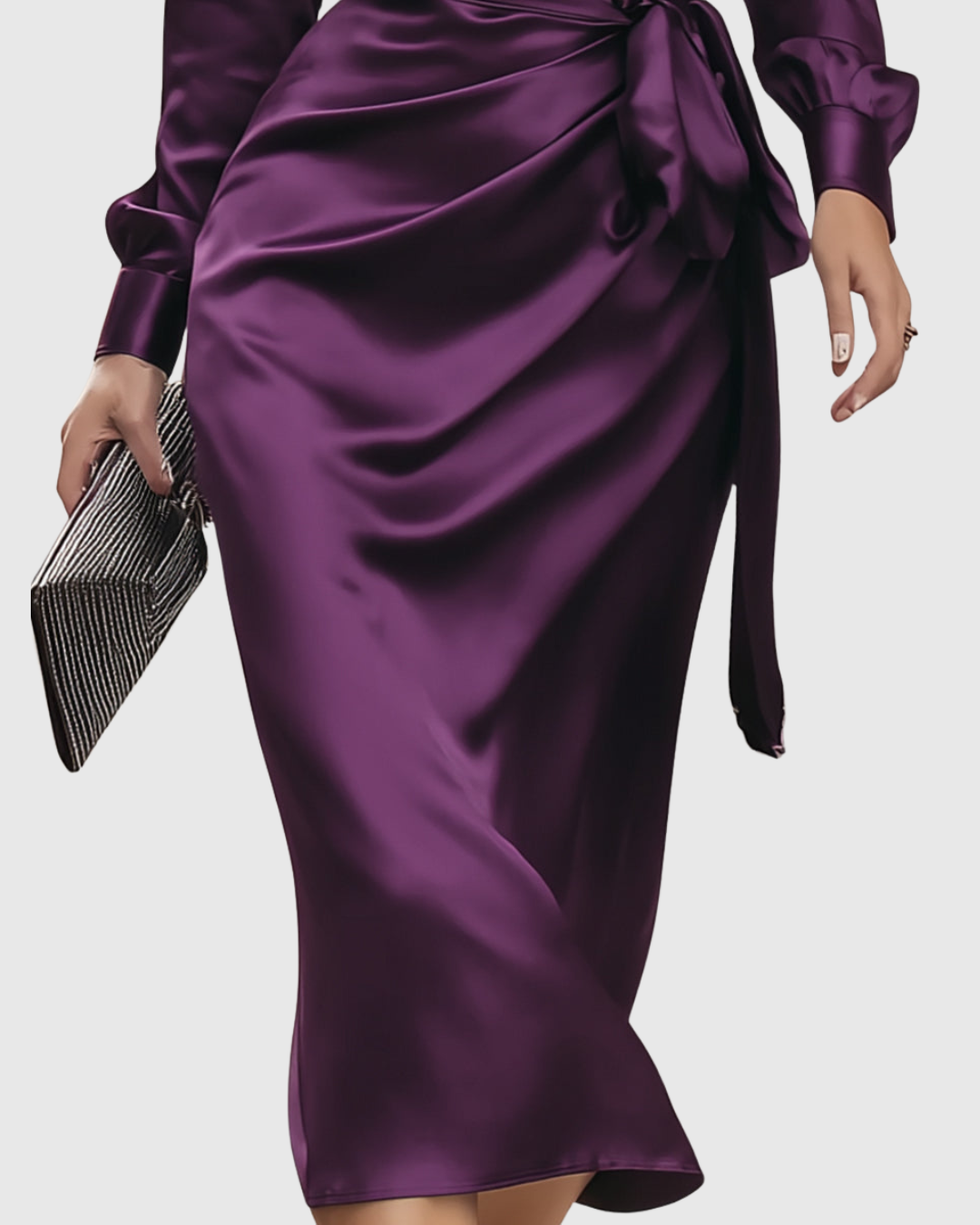 Cerelia | Robe Midi Drapée en Satin Prune Foncé