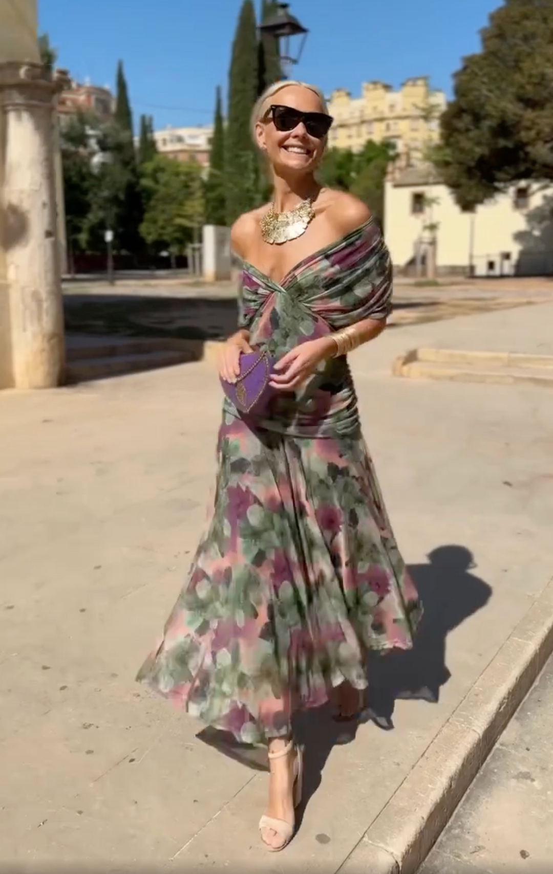 Sophia - Robe Plissée Florale Élégante