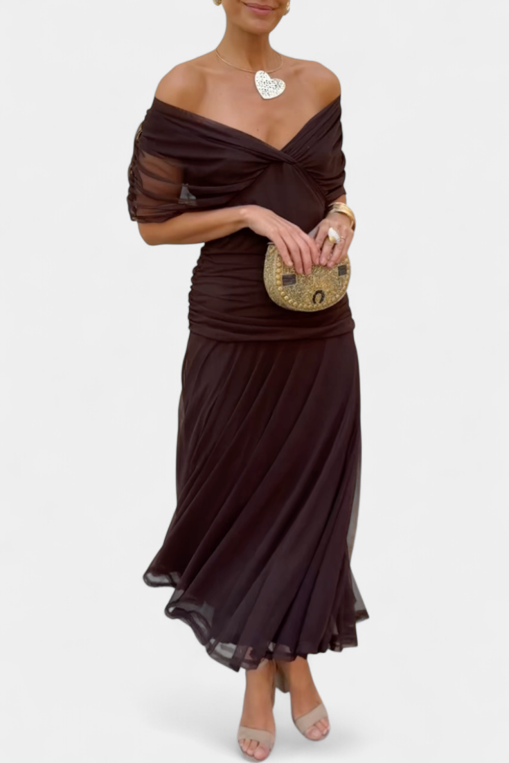Lowenna | Robe Élégante